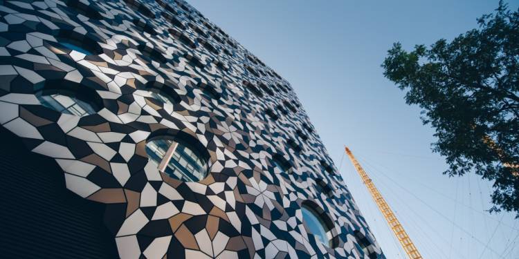 Ravensbourne outside front of building 