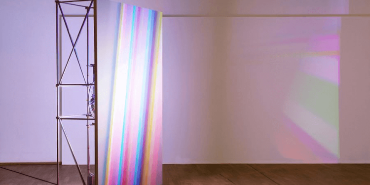 light spectrum reflecting of board