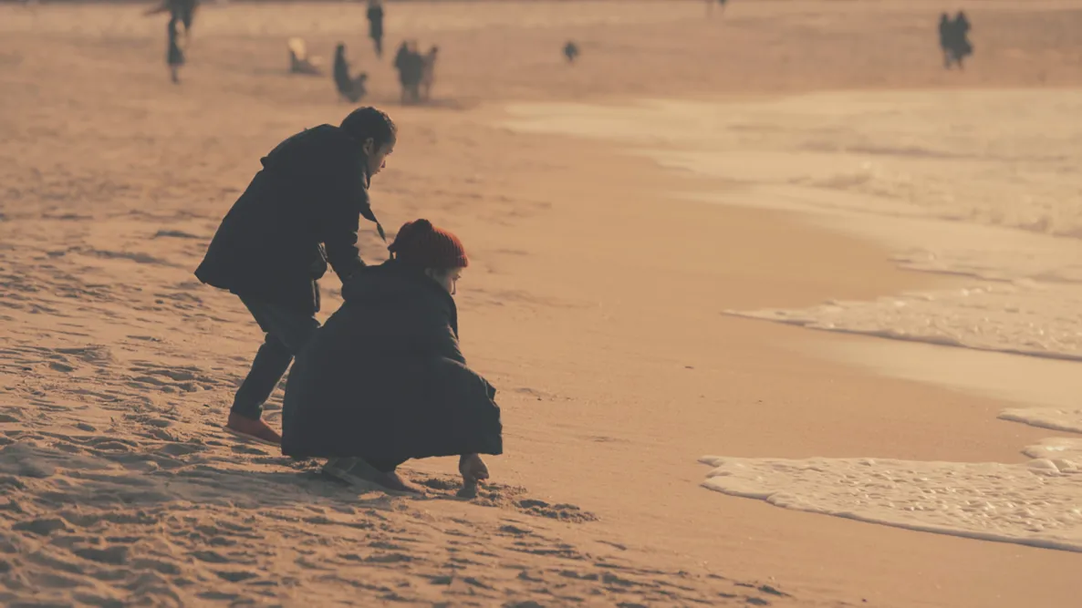 Documenting the refugee crisis with filmmaker Neil George