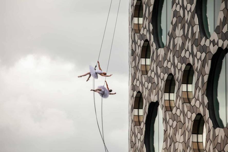 Ballerinas abseil down Ravensbourne building