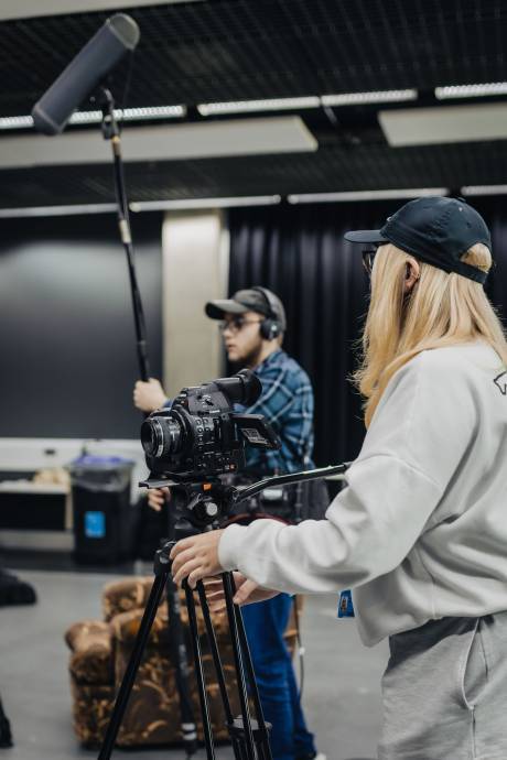 Ravensbourne film students on set