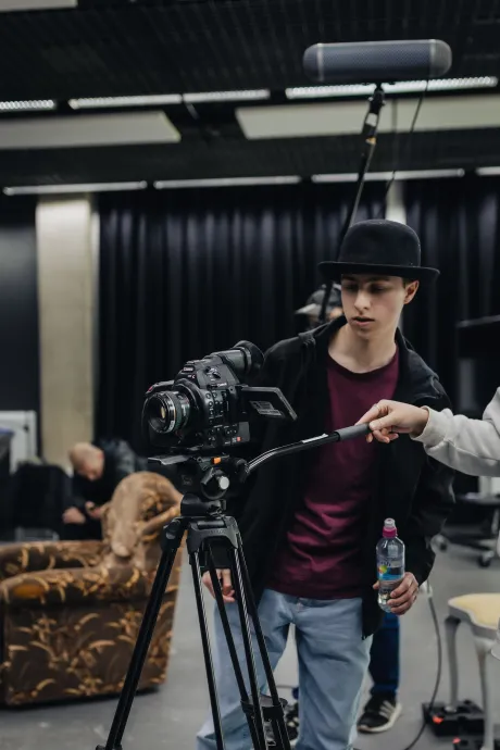 Ravensbourne film students on set 