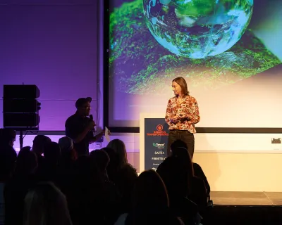 Speaker from Lenzig at Kingpins show