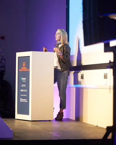 Alice Tonello delivers talk at Kingpins