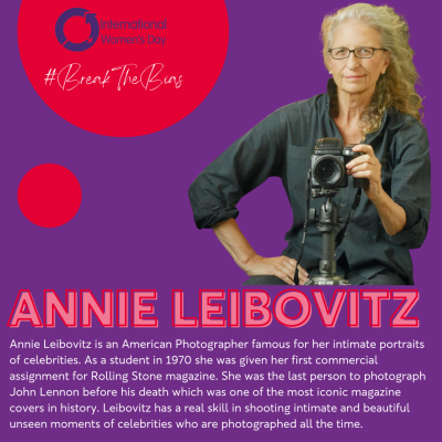 Annie Leibovitz portrait on a purple backgroud