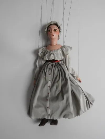 Maria Marten puppet 1