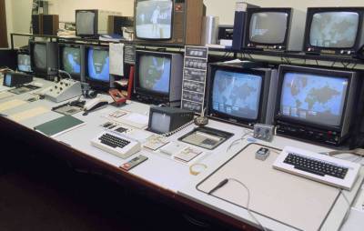 Quantel 7000 digital paintbox 2
