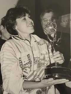 Liz Friedman with her Emmy Award for ‘Dorothy l. Sayers - a Murder Mystery’