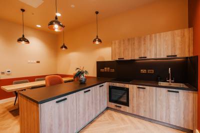 CF Kitchen 2