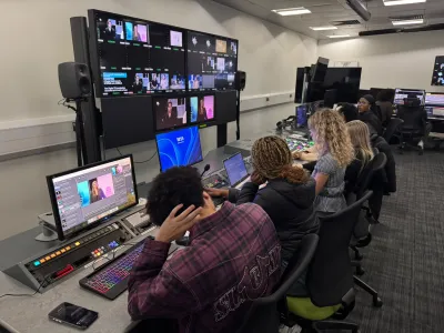 Students taking part in a task 